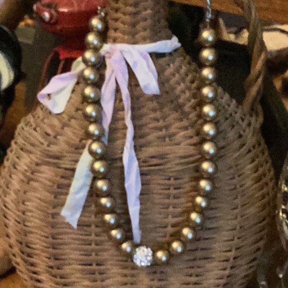 Lot of 4 Beaded Necklaces Wear or Craft. White strand, Gold, Turquoise, charms - Picture 4 of 9